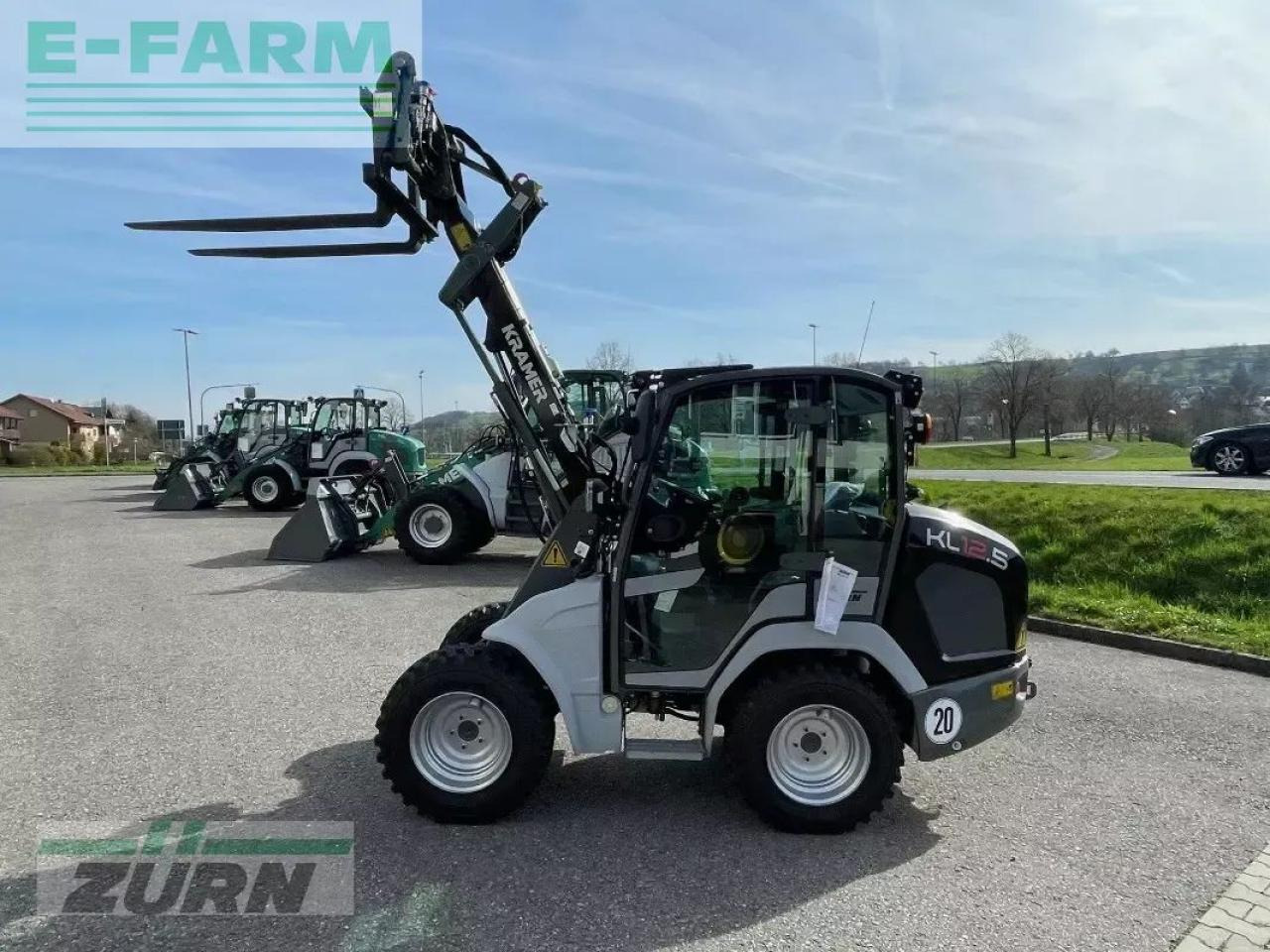 Kramer kl12.5 - Mini rýpadlo: obrázok 1 Kramer kl12.5 - Mini rýpadlo: obrázok 1