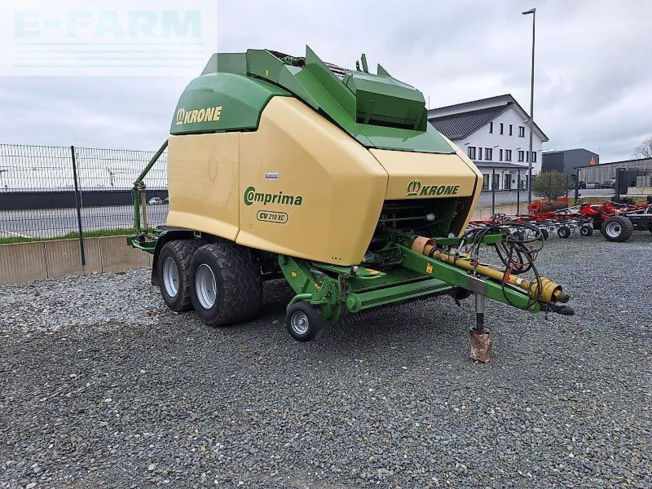 Krone comprima cv 210 xc - Lis na hranaté balíky: obrázok 2 Krone comprima cv 210 xc - Lis na hranaté balíky: obrázok 2