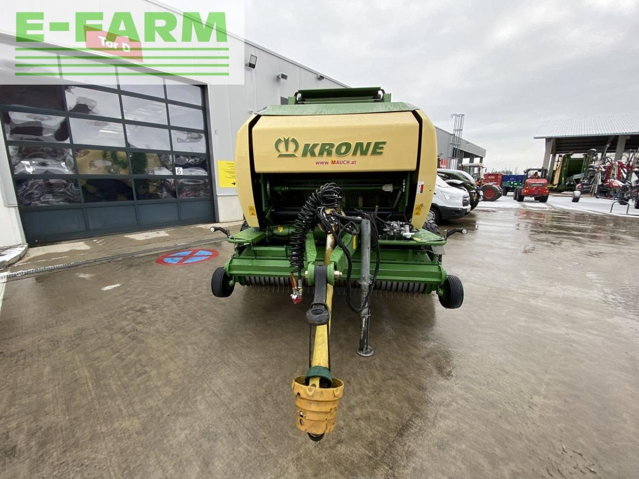 Krone comprima f155xc - Lis na hranaté balíky: obrázok 2 Krone comprima f155xc - Lis na hranaté balíky: obrázok 2