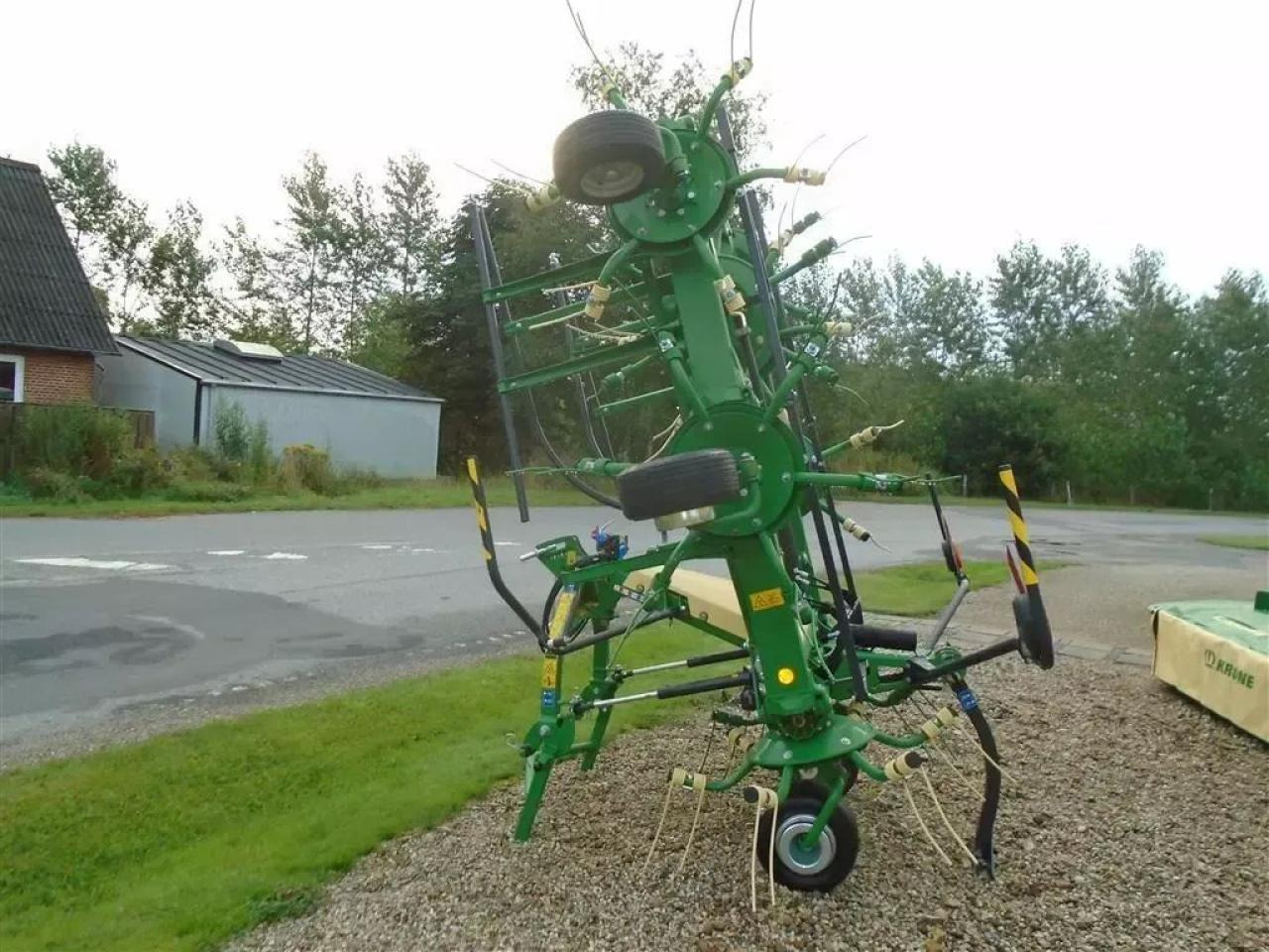 Krone vendro 900 - Obracač sena: obrázok 3 Krone vendro 900 - Obracač sena: obrázok 3