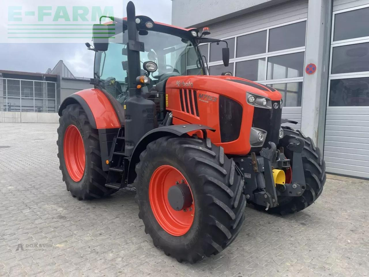 Kubota m 7153 - Traktor: obrázok 3 Kubota m 7153 - Traktor: obrázok 3
