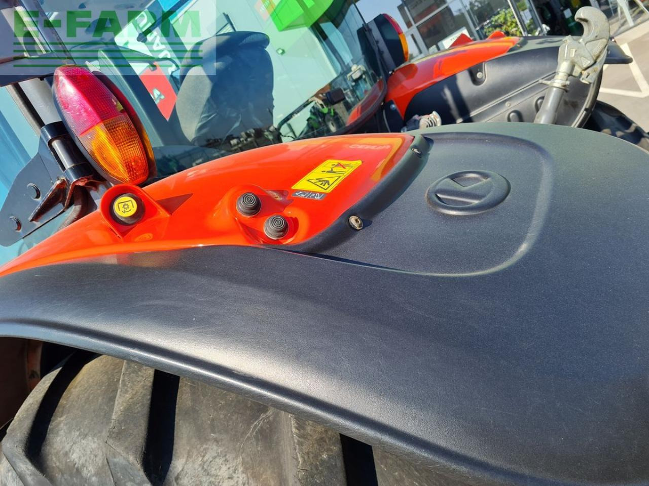 Traktor Kubota m115gx iv: obrázok 15 Traktor Kubota m115gx iv: obrázok 15