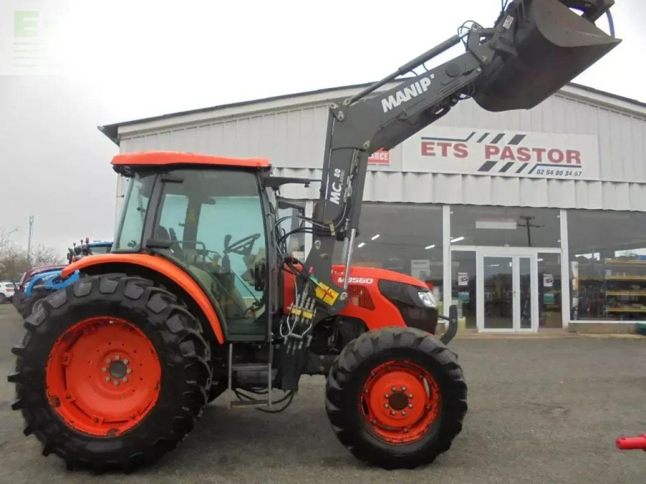 Kubota m8560dth - Traktor: obrázok 1 Kubota m8560dth - Traktor: obrázok 1