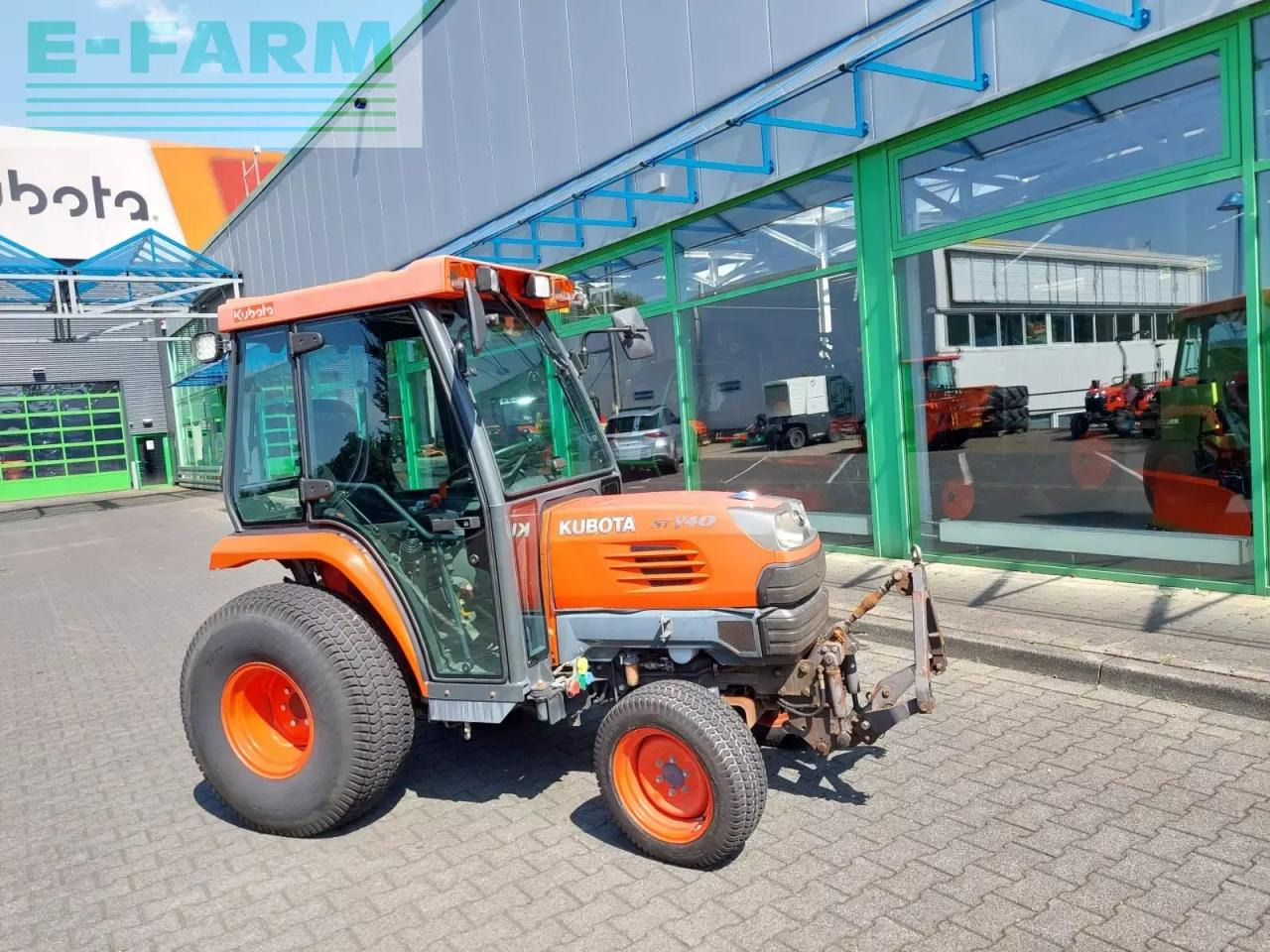 Kubota stv40 - Traktor: obrázok 3 Kubota stv40 - Traktor: obrázok 3