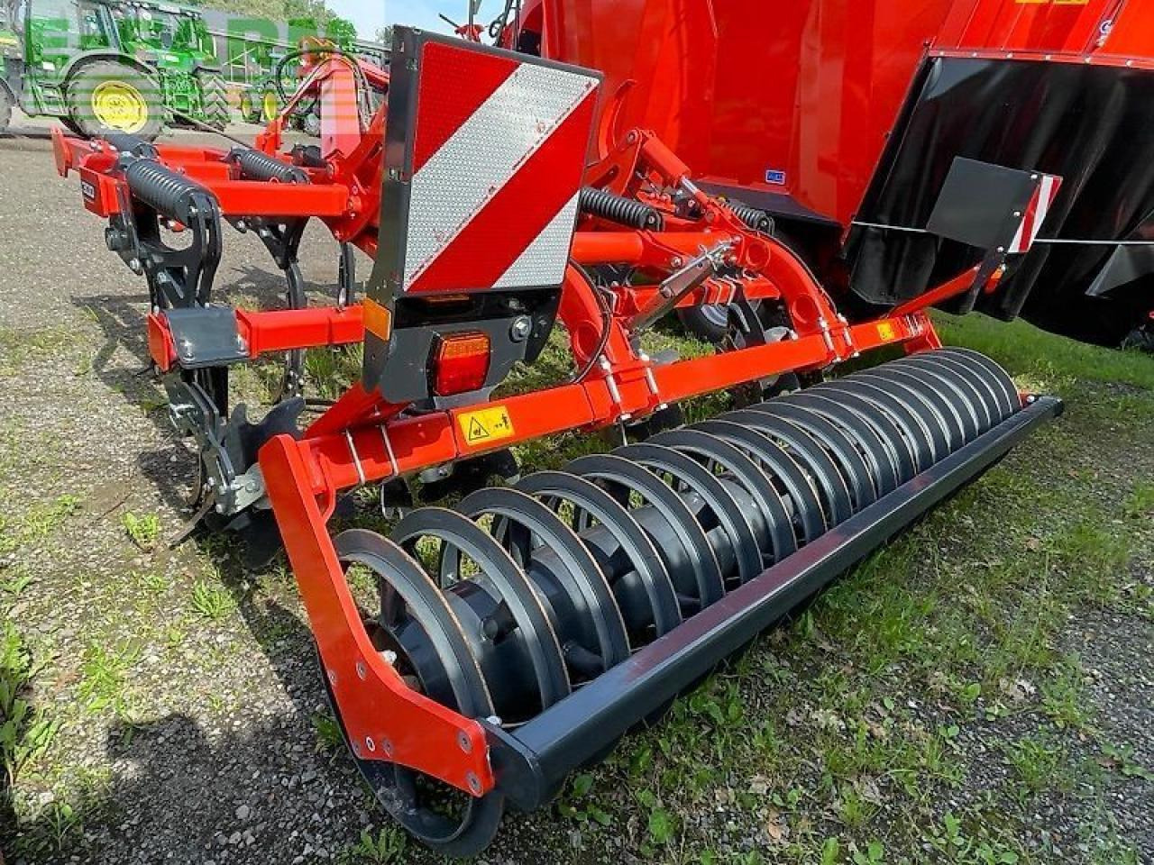 Kuhn cultimer 300 ns - Kultivátor: obrázok 3 Kuhn cultimer 300 ns - Kultivátor: obrázok 3