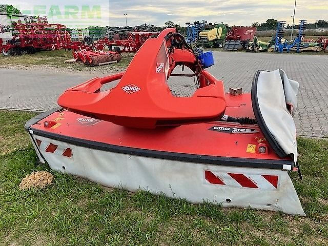 Kuhn gmd 8730ff + gmd 3125f-ff - Kosačka: obrázok 2 Kuhn gmd 8730ff + gmd 3125f-ff - Kosačka: obrázok 2