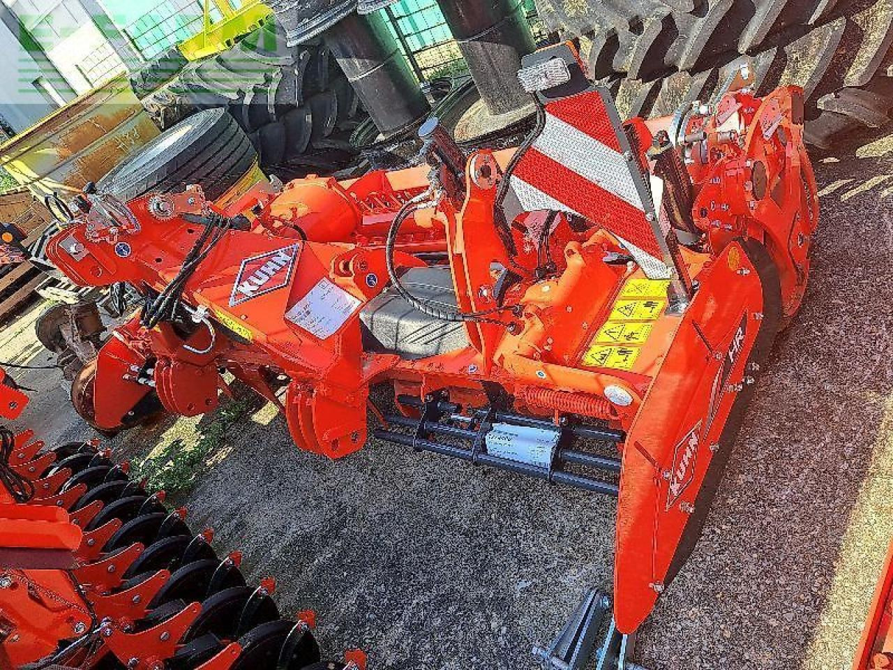 Kuhn hr3030 - Stroj na obrábanie pôdy: obrázok 1 Kuhn hr3030 - Stroj na obrábanie pôdy: obrázok 1