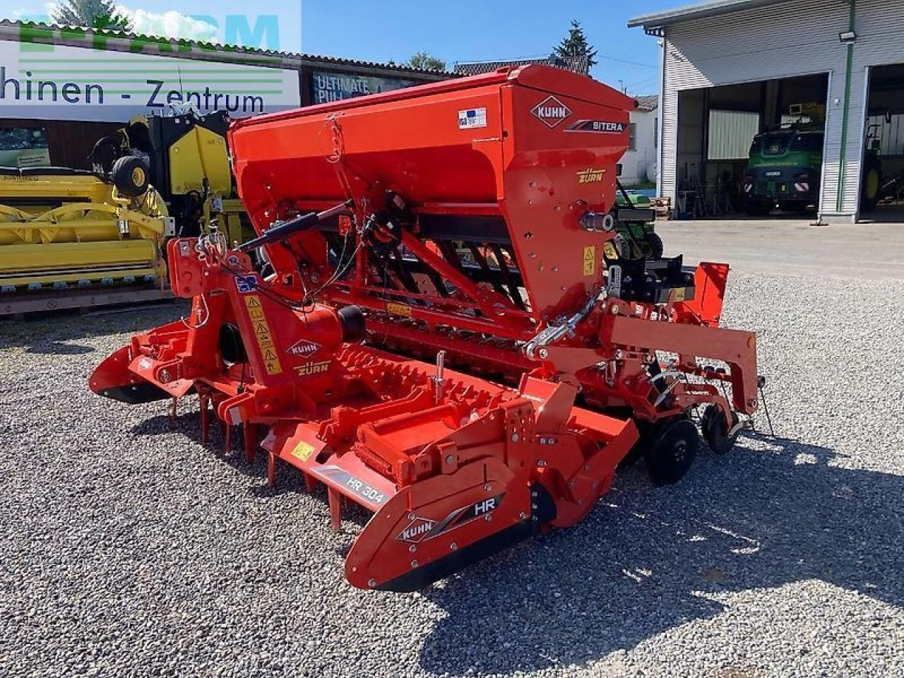 Kuhn hr304 d maxipacker - Stroj na obrábanie pôdy: obrázok 1 Kuhn hr304 d maxipacker - Stroj na obrábanie pôdy: obrázok 1