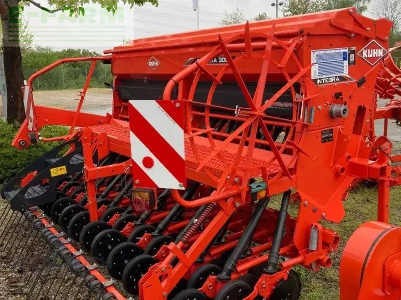 Kuhn integra 3003 - Univerzálny sejací stroj: obrázok 1 Kuhn integra 3003 - Univerzálny sejací stroj: obrázok 1