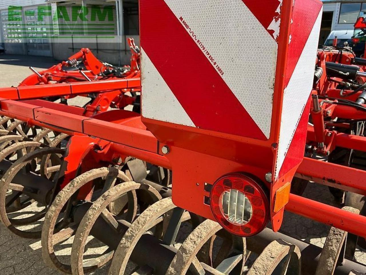 Kuhn performer 600 - Kultivátor: obrázok 4 Kuhn performer 600 - Kultivátor: obrázok 4