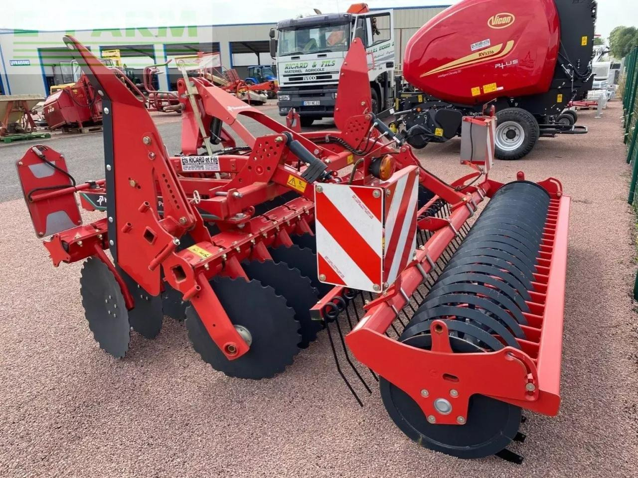 Kverneland déchaumeur à disques qualidisc 3000 kverneland - Kultivátor: obrázok 3 Kverneland déchaumeur à disques qualidisc 3000 kverneland - Kultivátor: obrázok 3