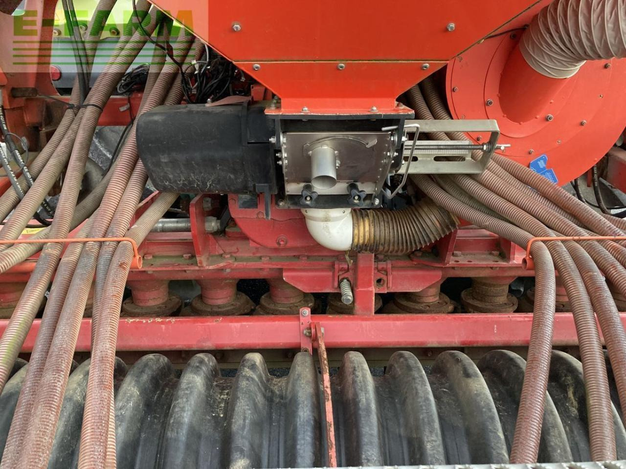 Kverneland ngs 101 mit kuhn venta lc 4000 - Modulárny sejací stroj: obrázok 5 Kverneland ngs 101 mit kuhn venta lc 4000 - Modulárny sejací stroj: obrázok 5