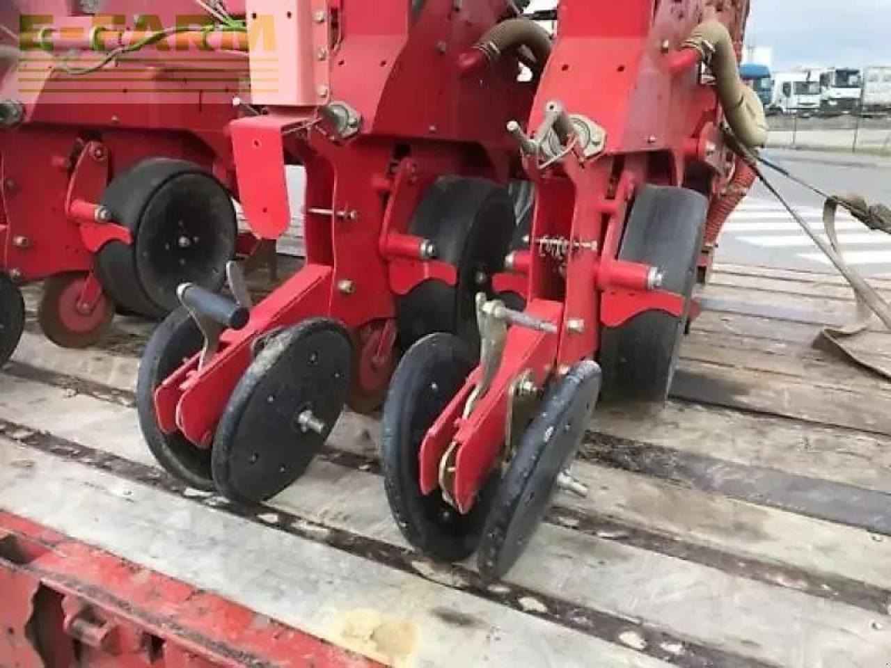 Kverneland optima hd e-drive - Přesný sejací stroj: obrázok 2 Kverneland optima hd e-drive - Přesný sejací stroj: obrázok 2