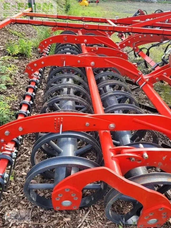 Kverneland turbo 4000f - Kultivátor: obrázok 4 Kverneland turbo 4000f - Kultivátor: obrázok 4