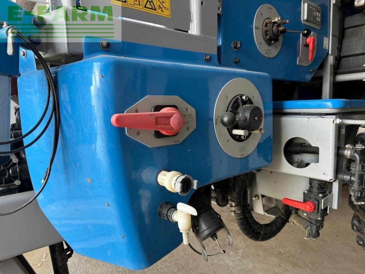 Lemken albatros 9/5000 27m - Ťahaný postrekovač: obrázok 4 Lemken albatros 9/5000 27m - Ťahaný postrekovač: obrázok 4