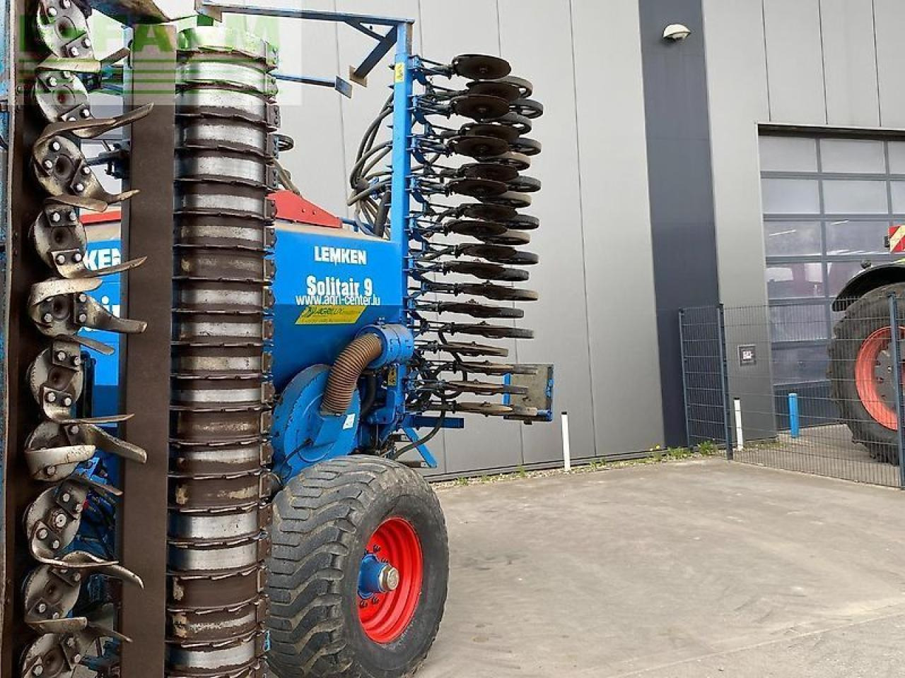 Lemken solitär 9/600 ka-ds auf zirkon 9 6m - Univerzálny sejací stroj: obrázok 5 Lemken solitär 9/600 ka-ds auf zirkon 9 6m - Univerzálny sejací stroj: obrázok 5