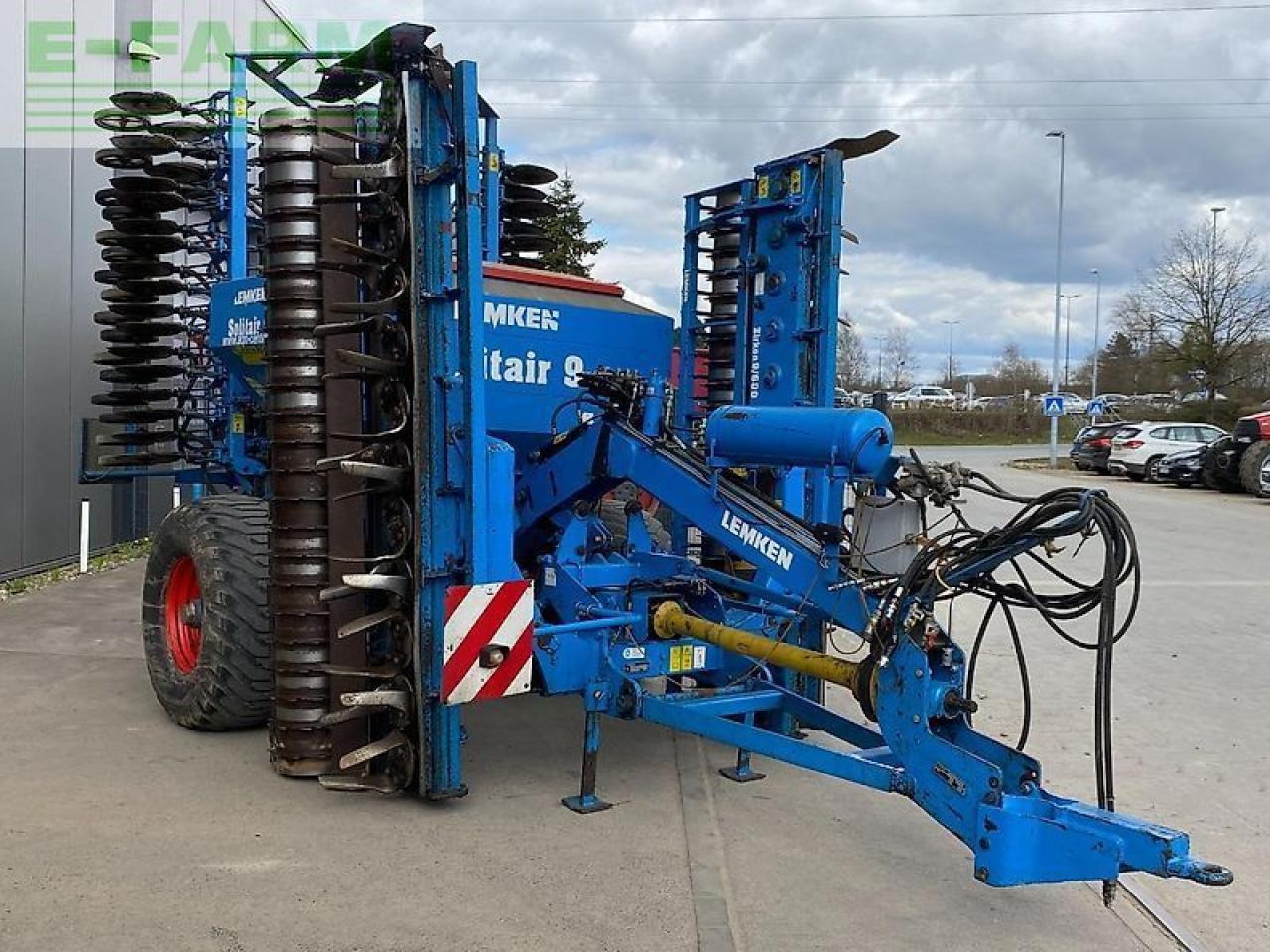 Lemken solitär 9/600 ka-ds auf zirkon 9 6m - Univerzálny sejací stroj: obrázok 3 Lemken solitär 9/600 ka-ds auf zirkon 9 6m - Univerzálny sejací stroj: obrázok 3