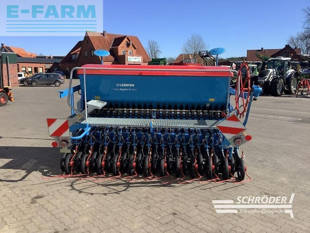 Lemken zirkon 8/300 + saphir 9/300 - Univerzálny sejací stroj: obrázok 4 Lemken zirkon 8/300 + saphir 9/300 - Univerzálny sejací stroj: obrázok 4