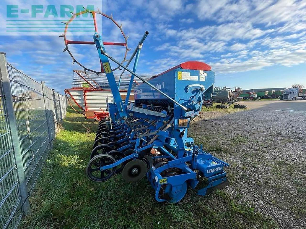 Lemken zirkon 9/300 u. saphir 7 ds 30 - Univerzálny sejací stroj: obrázok 4 Lemken zirkon 9/300 u. saphir 7 ds 30 - Univerzálny sejací stroj: obrázok 4