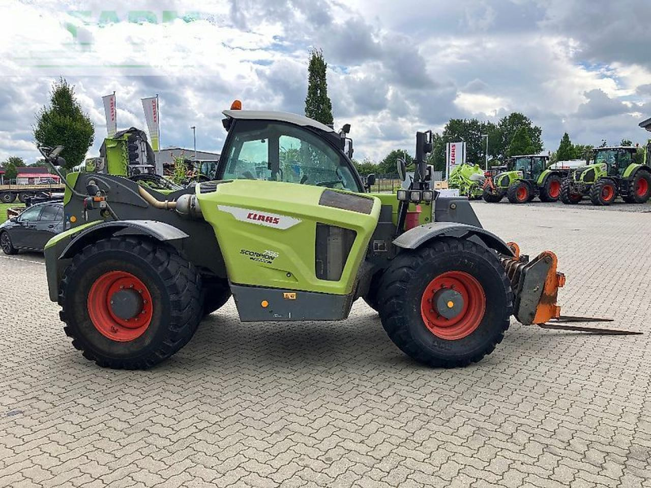 Liebherr t56-7s - Teleskopický nakladač: obrázok 5 Liebherr t56-7s - Teleskopický nakladač: obrázok 5