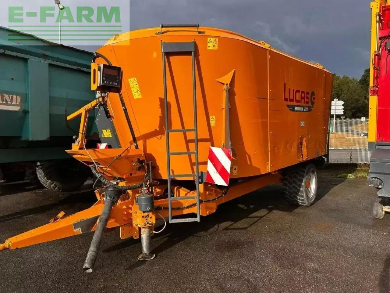 Lucas spirmix 220 - Stroj a zariadenia na chov hospodárskych zvierat: obrázok 1 Lucas spirmix 220 - Stroj a zariadenia na chov hospodárskych zvierat: obrázok 1