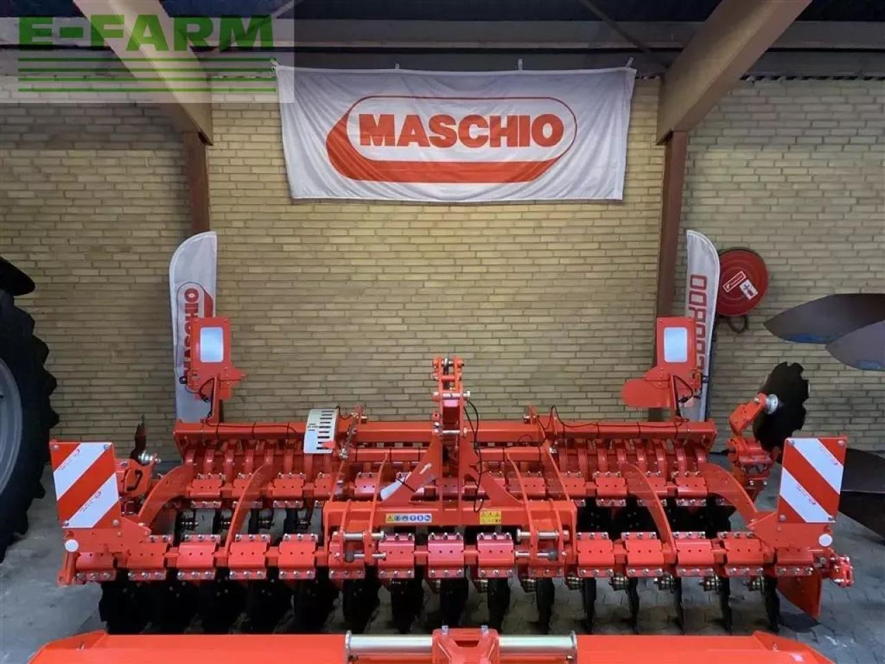 Maschio veloce 4 mtr veloce m/ u-ringsvalse ø560mm tilbud - Stroj na obrábanie pôdy: obrázok 5 Maschio veloce 4 mtr veloce m/ u-ringsvalse ø560mm tilbud - Stroj na obrábanie pôdy: obrázok 5