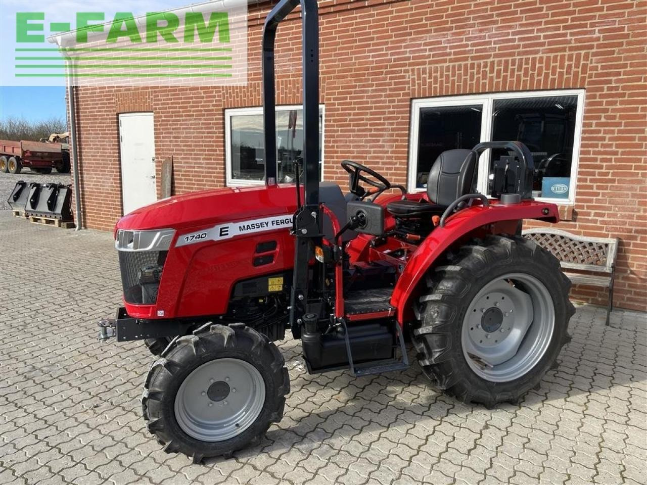Massey Ferguson 1740e - Traktor: obrázok 1 Massey Ferguson 1740e - Traktor: obrázok 1