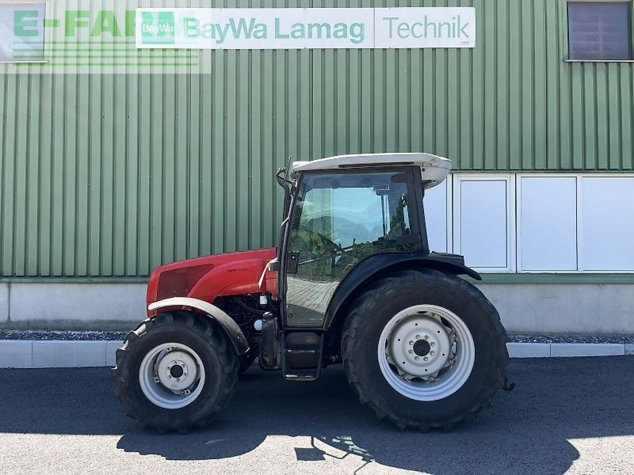 Massey Ferguson 2435 - Traktor: obrázok 2 Massey Ferguson 2435 - Traktor: obrázok 2
