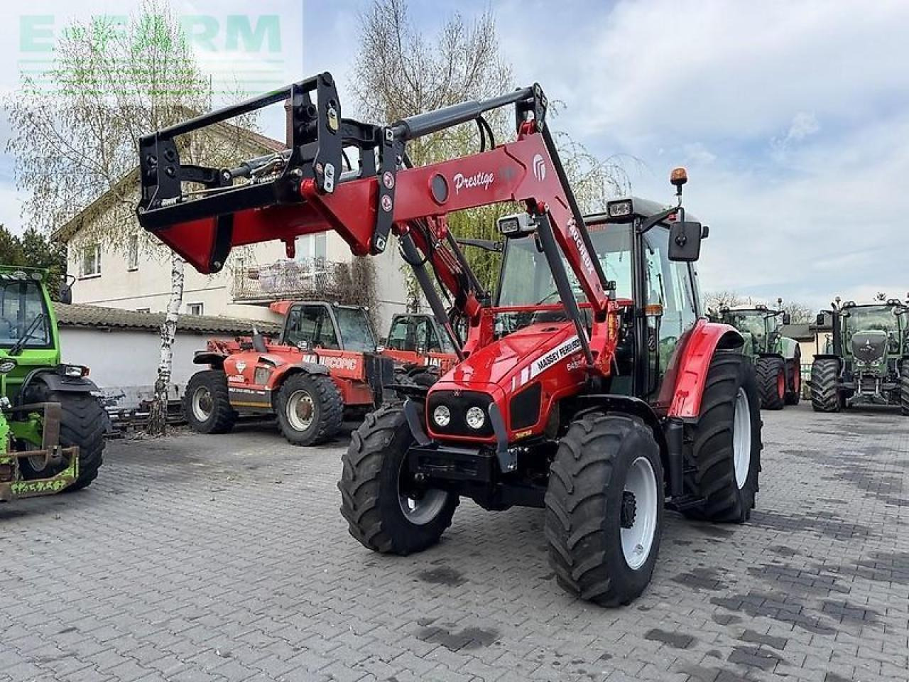Massey Ferguson 5455 + faucheux prestige 120 - Traktor: obrázok 2 Massey Ferguson 5455 + faucheux prestige 120 - Traktor: obrázok 2