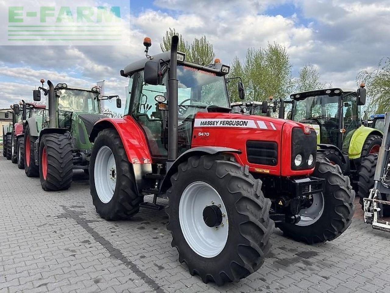 Massey Ferguson 5470 dyna-4 - Traktor: obrázok 4 Massey Ferguson 5470 dyna-4 - Traktor: obrázok 4