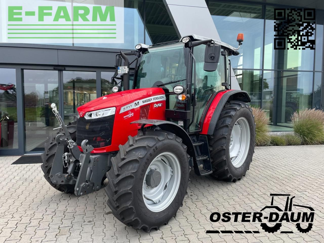 Massey Ferguson 5711 m dyna 4 - Traktor: obrázok 1 Massey Ferguson 5711 m dyna 4 - Traktor: obrázok 1