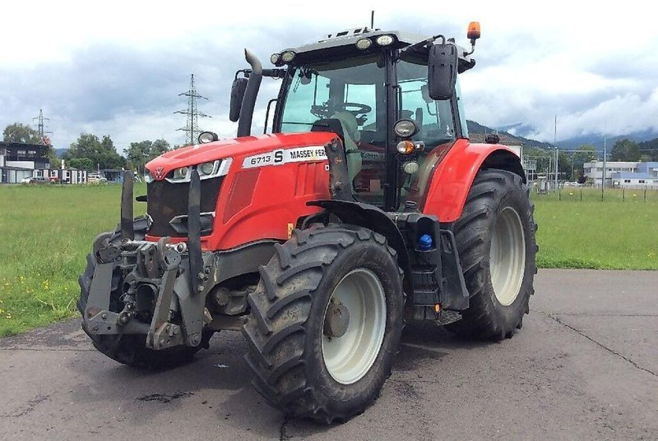 Massey Ferguson 6713s - Traktor: obrázok 1 Massey Ferguson 6713s - Traktor: obrázok 1