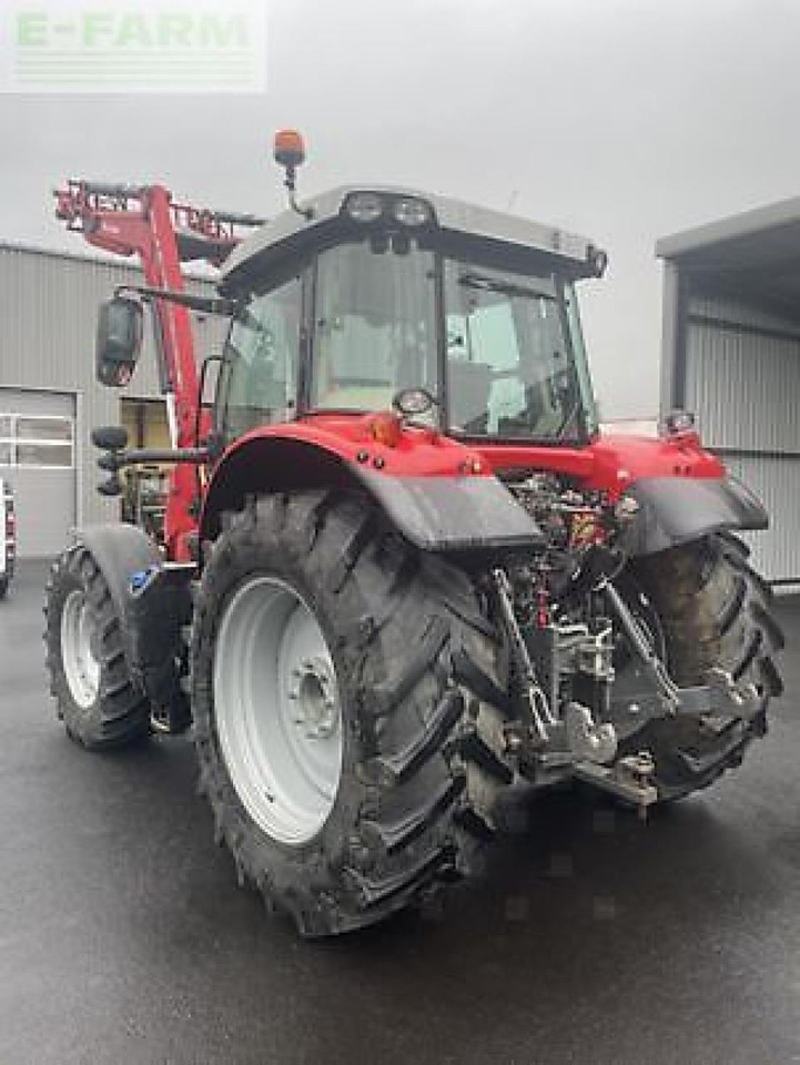 Massey Ferguson 6715s - Traktor: obrázok 3 Massey Ferguson 6715s - Traktor: obrázok 3