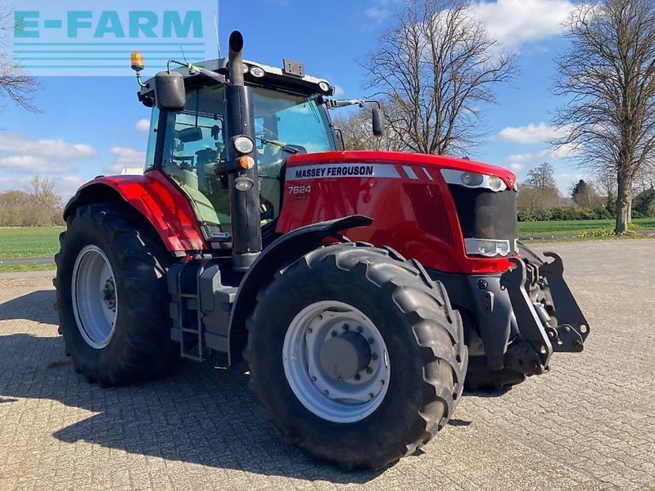 Massey Ferguson 7624 - Traktor: obrázok 1 Massey Ferguson 7624 - Traktor: obrázok 1