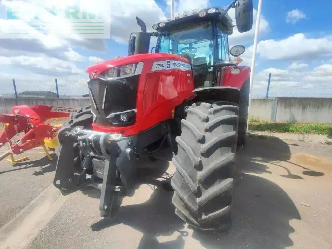 Massey Ferguson 7720 s - Traktor: obrázok 4 Massey Ferguson 7720 s - Traktor: obrázok 4