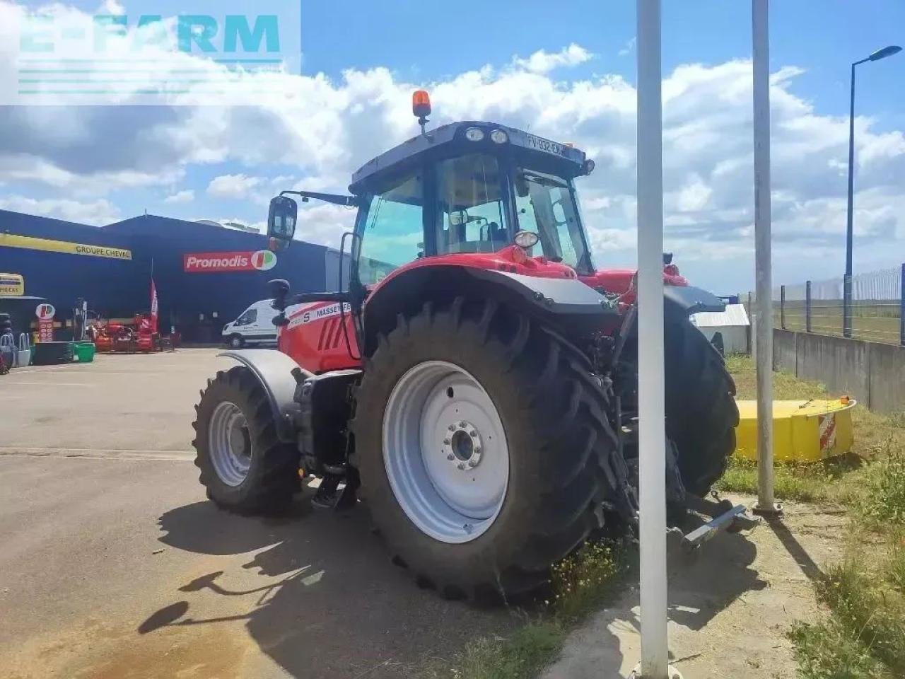 Massey Ferguson 7720 s - Traktor: obrázok 5 Massey Ferguson 7720 s - Traktor: obrázok 5