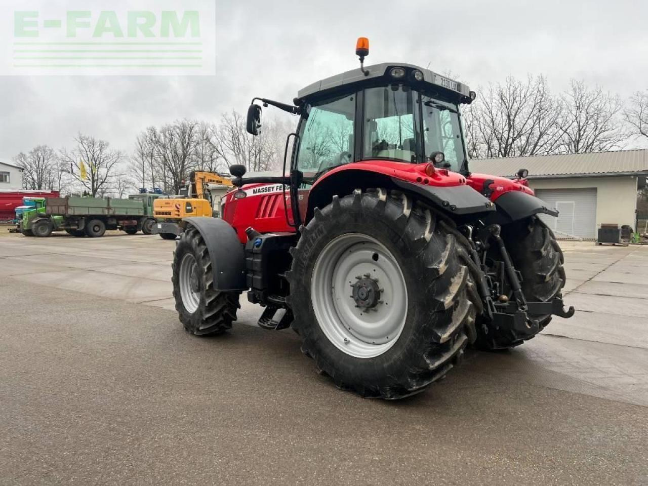 Massey Ferguson 7726 - Traktor: obrázok 2 Massey Ferguson 7726 - Traktor: obrázok 2