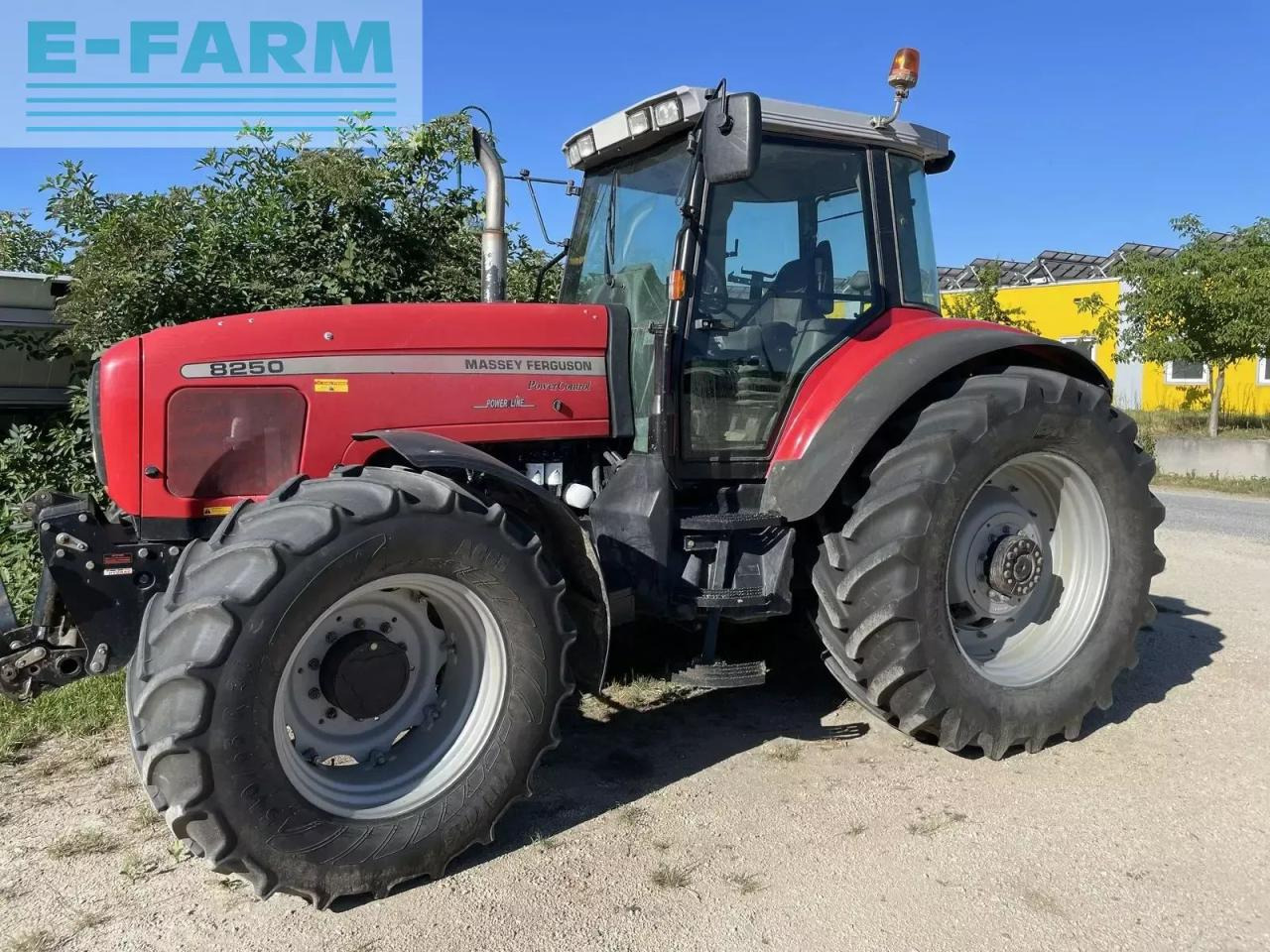 Massey Ferguson 8250-4 - Traktor: obrázok 1 Massey Ferguson 8250-4 - Traktor: obrázok 1