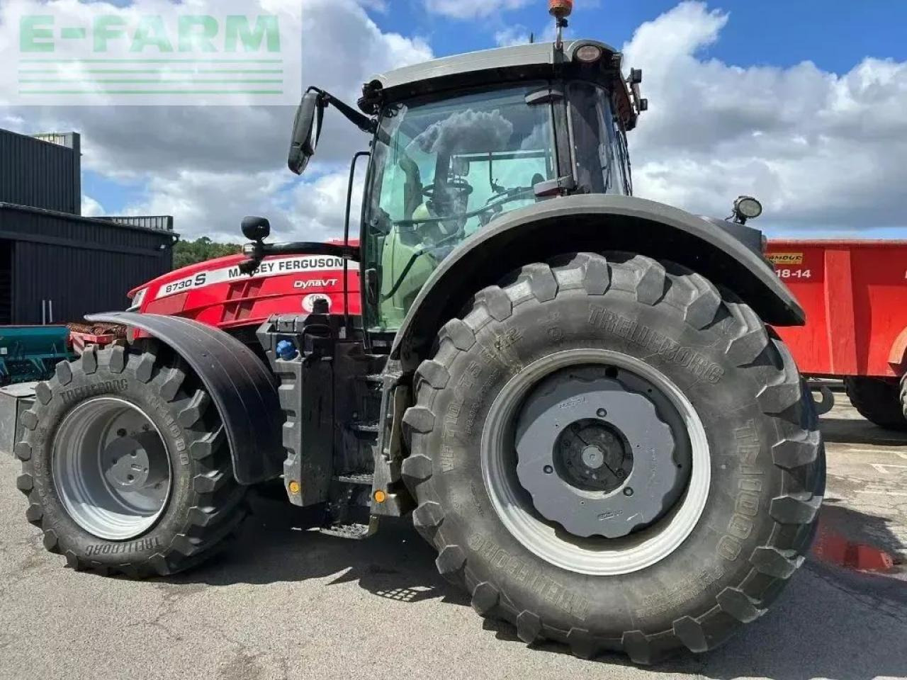 Massey Ferguson 8730s exclusive - Traktor: obrázok 4 Massey Ferguson 8730s exclusive - Traktor: obrázok 4