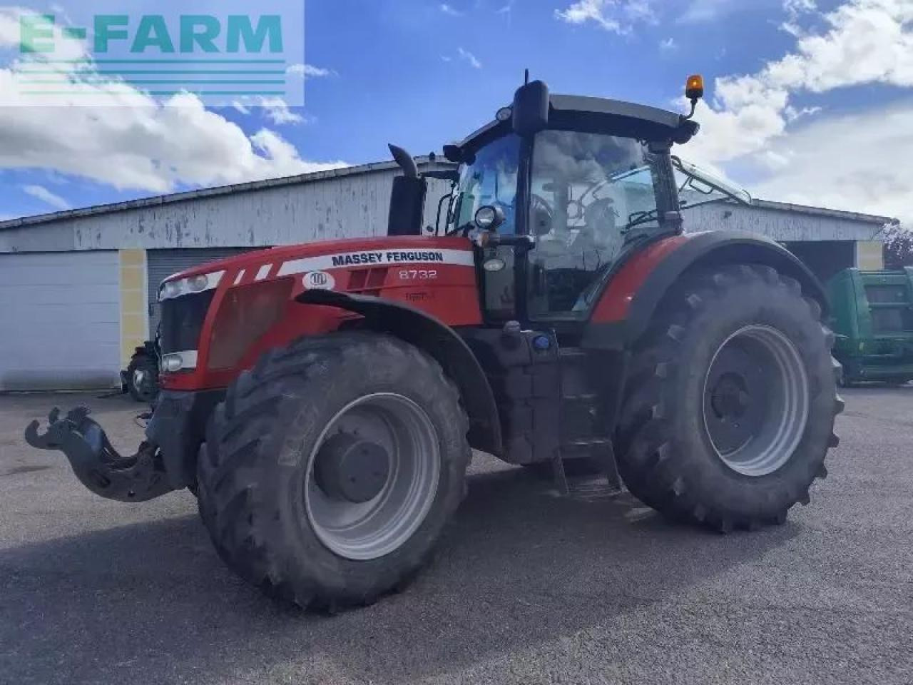 Massey Ferguson 8732 - Traktor: obrázok 1 Massey Ferguson 8732 - Traktor: obrázok 1