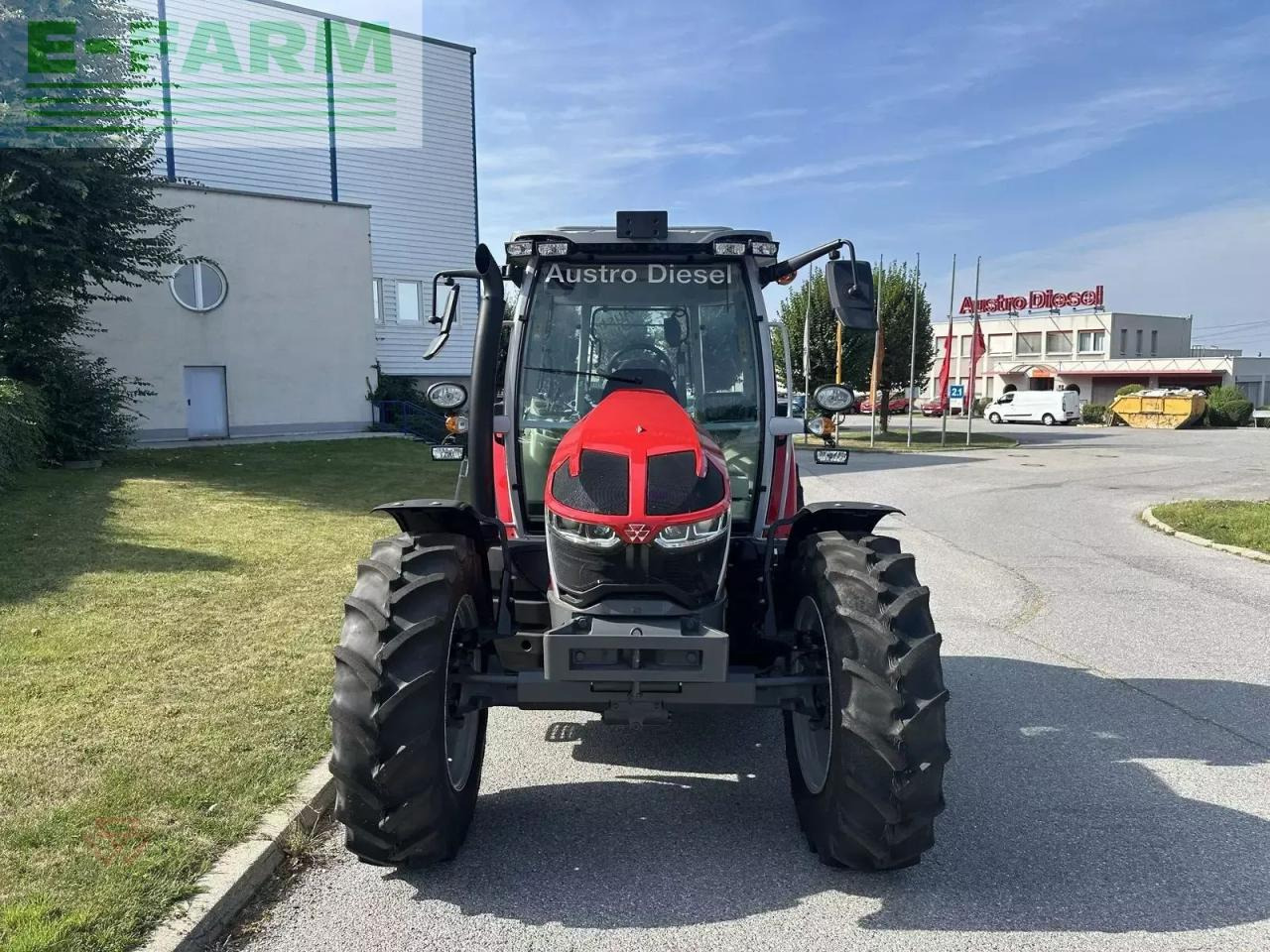 Massey Ferguson - Traktor: obrázok 4 Massey Ferguson - Traktor: obrázok 4