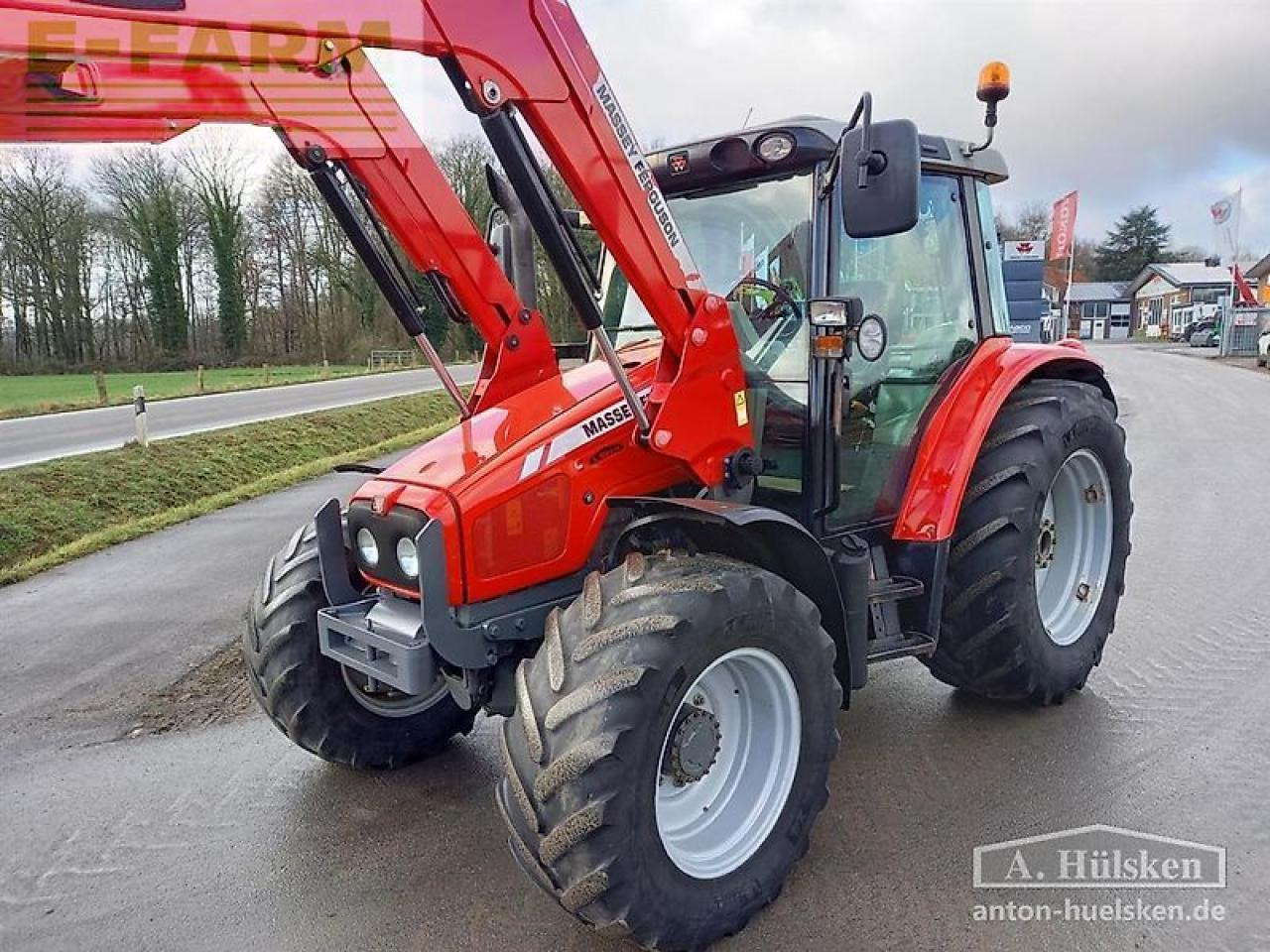Massey Ferguson mf 5435 mit frontlader - Traktor: obrázok 4 Massey Ferguson mf 5435 mit frontlader - Traktor: obrázok 4