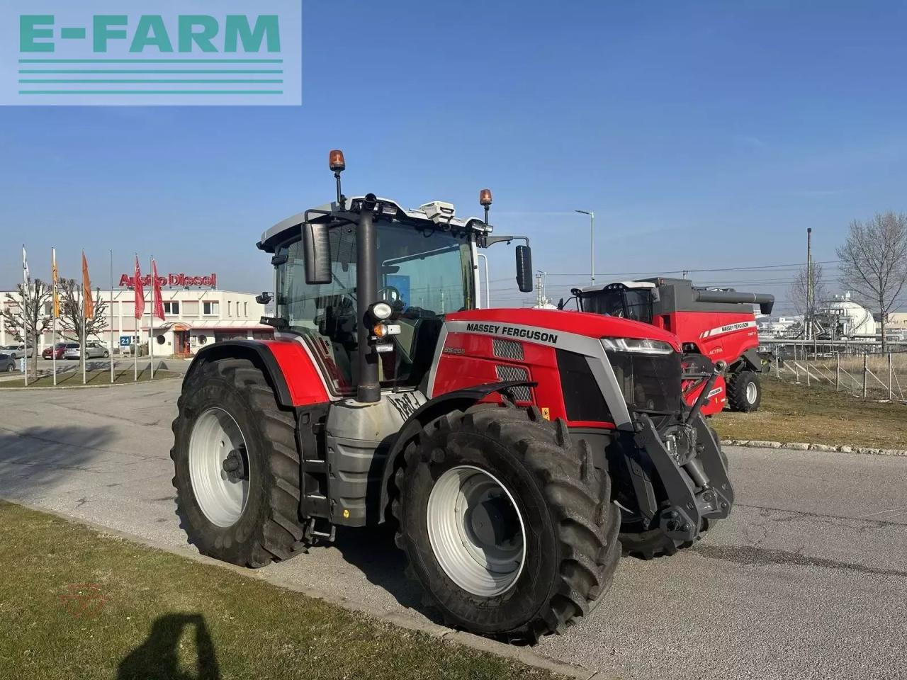 Massey Ferguson mf 8s.205 - Traktor: obrázok 1 Massey Ferguson mf 8s.205 - Traktor: obrázok 1