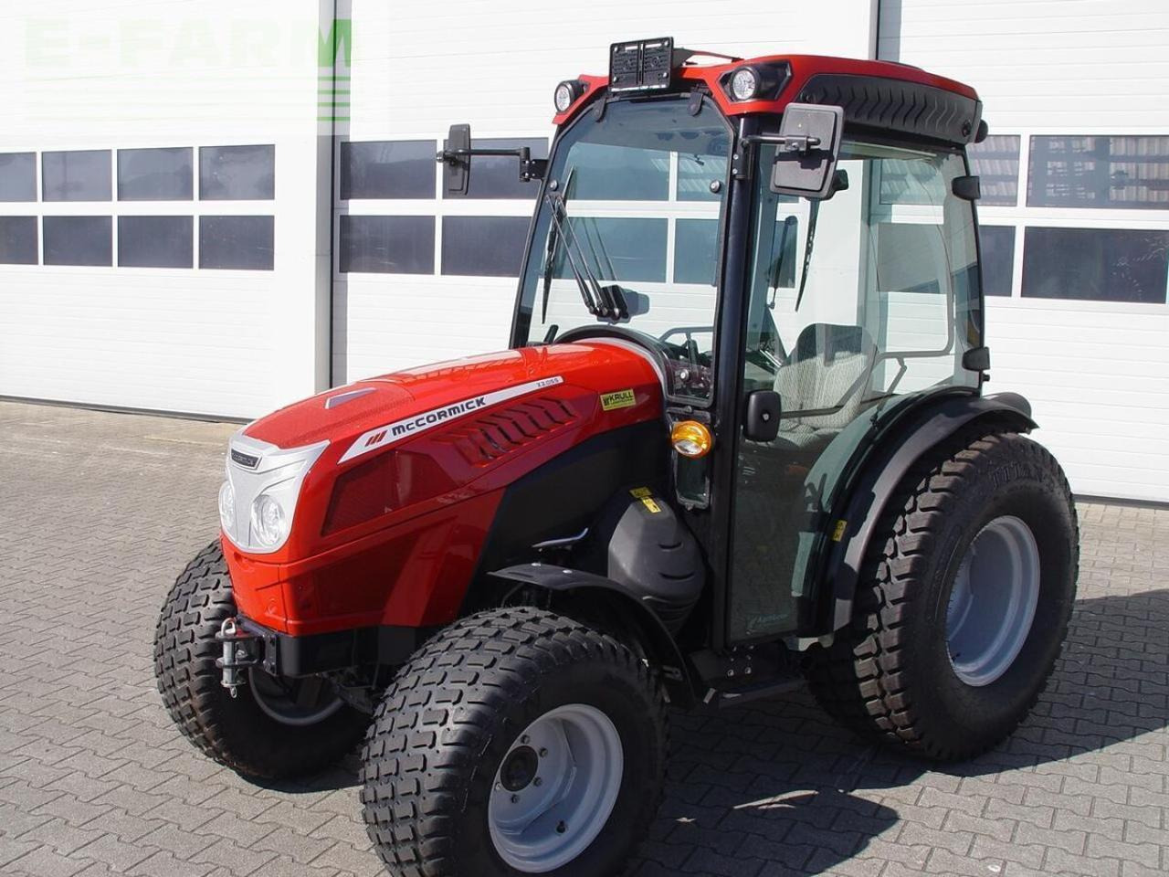 McCormick x2.055 - Traktor: obrázok 3 McCormick x2.055 - Traktor: obrázok 3