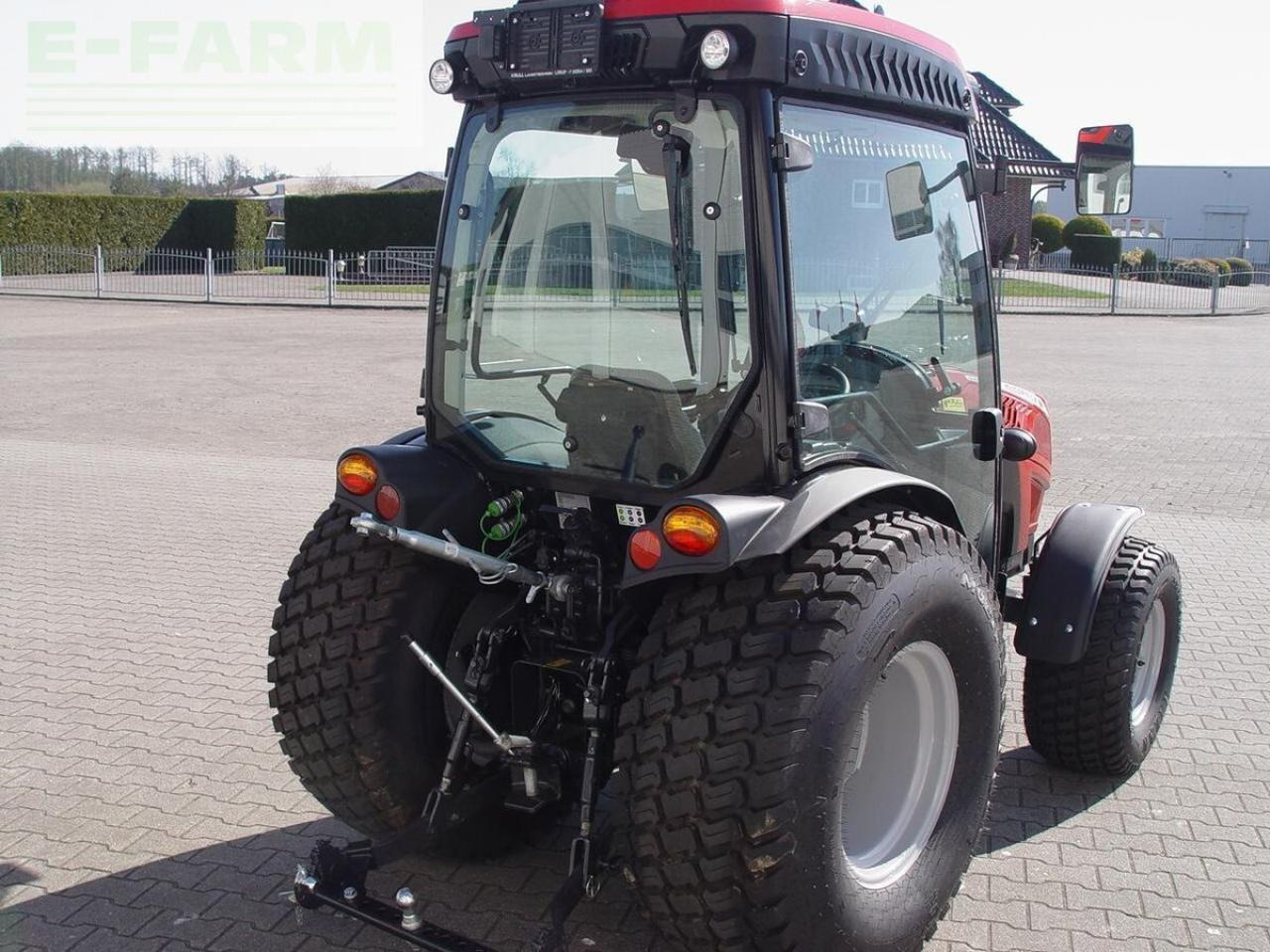 McCormick x2.055 - Traktor: obrázok 5 McCormick x2.055 - Traktor: obrázok 5
