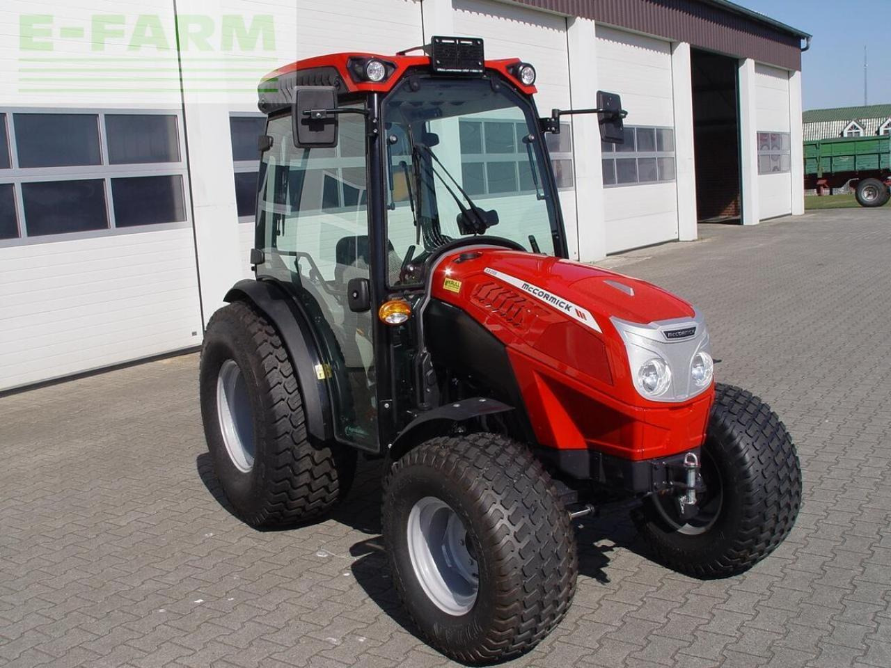 McCormick x2.055 - Traktor: obrázok 1 McCormick x2.055 - Traktor: obrázok 1