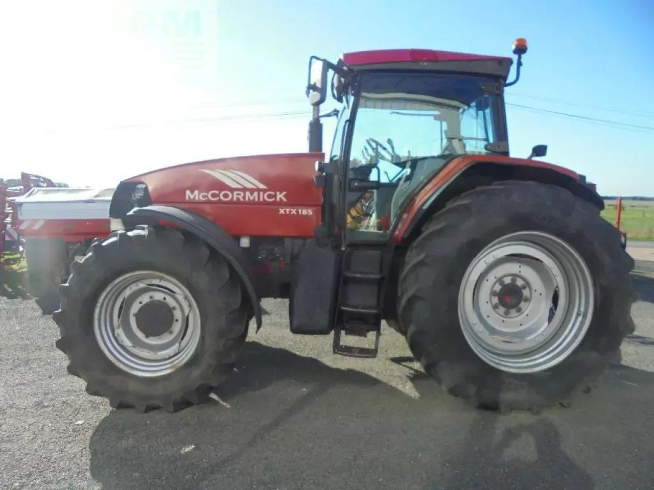 McCormick xtx 185 - Traktor: obrázok 4 McCormick xtx 185 - Traktor: obrázok 4