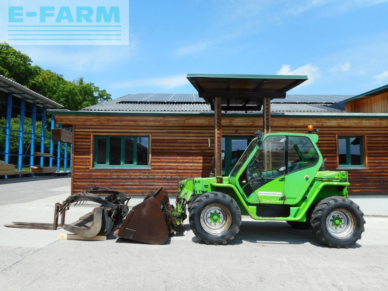 Merlo p33.7kt mit schaufel + greiferschaufel + gabel - Teleskopický nakladač: obrázok 1 Merlo p33.7kt mit schaufel + greiferschaufel + gabel - Teleskopický nakladač: obrázok 1