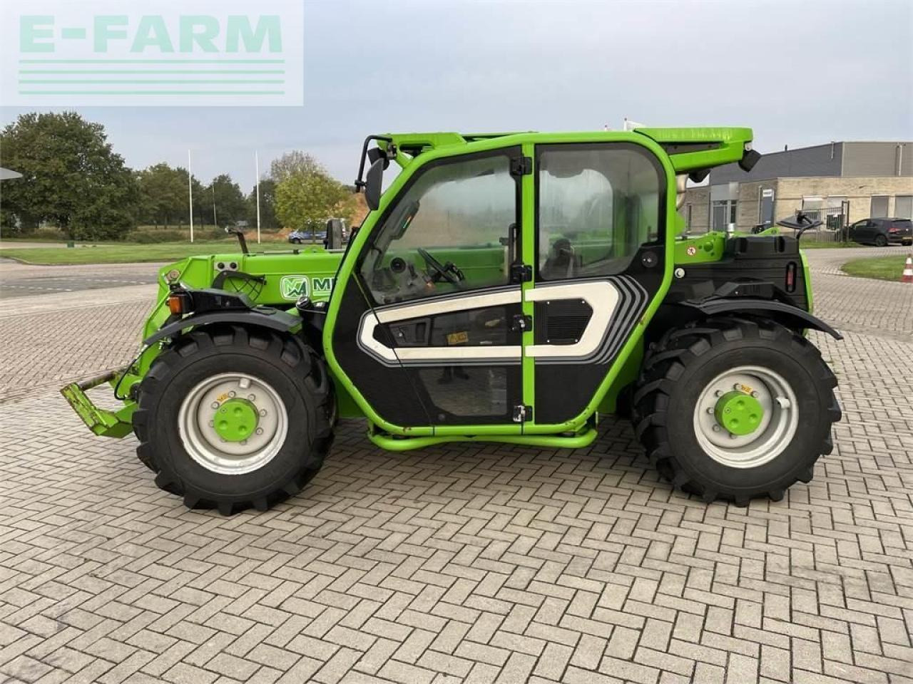 Merlo tf 33.7-115 l - Teleskopický nakladač: obrázok 1 Merlo tf 33.7-115 l - Teleskopický nakladač: obrázok 1