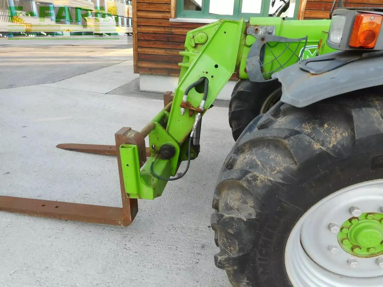 Teleskopický nakladač Merlo tf38.7-120 40km/h ( 3,8t - 7m ): obrázok 11 Teleskopický nakladač Merlo tf38.7-120 40km/h ( 3,8t - 7m ): obrázok 11